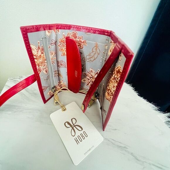 HOBO Allure Leather Jewelry Roll Case, Travel Jewelry Case, Red, NWT - Picture 12 of 14